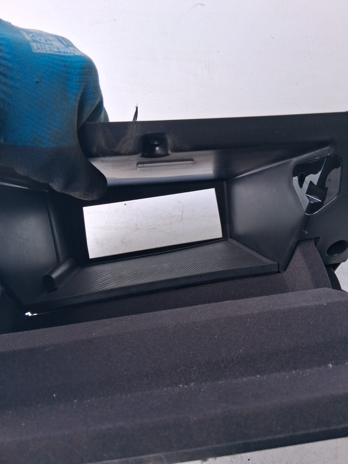 2024 BMW 2 SERIES GLOVE BOX STORAGE COMPARTMENT 7937982