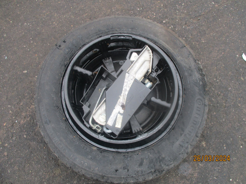 MERCEDES BENZ C CLASS 2014 W204 SPACESAVER WITH JACK SET FOAM T125/90R16