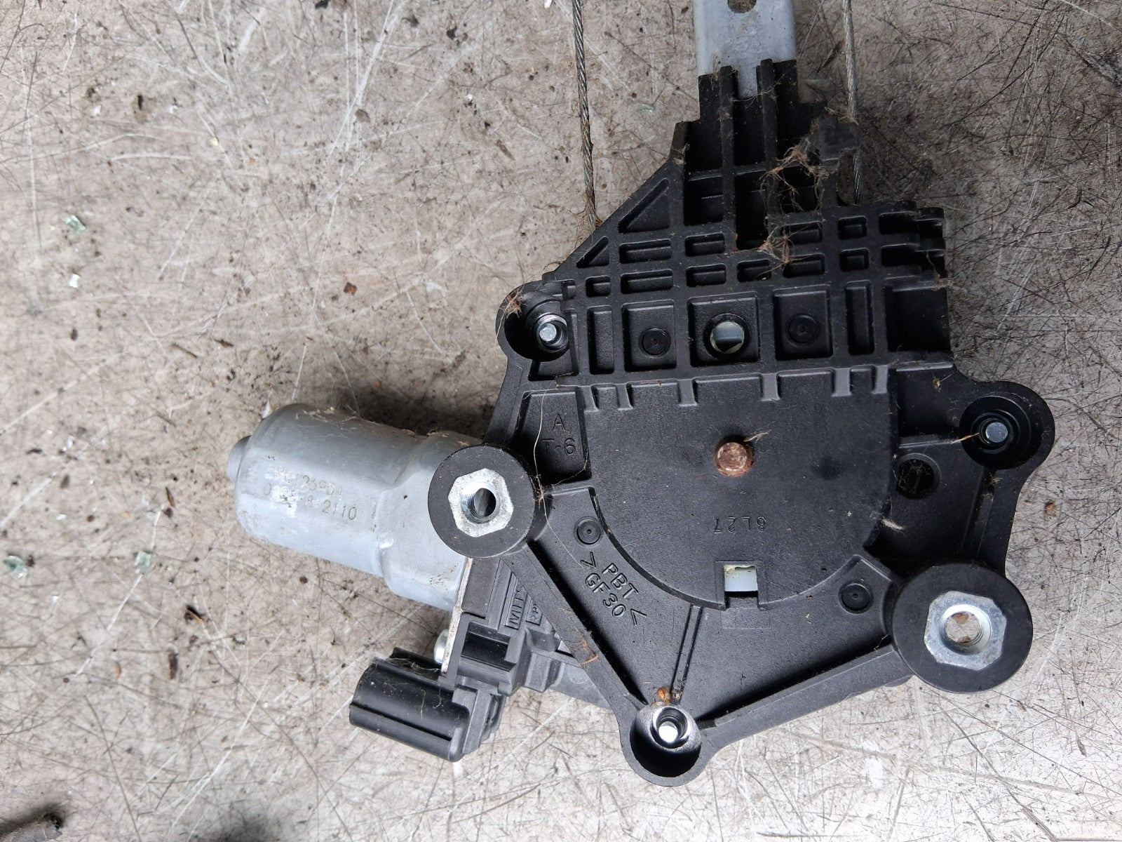 2019 HONDA JAZZ SIDE DRIVER REAR WINDOW MOTOR AND REGULATOR CM012690A