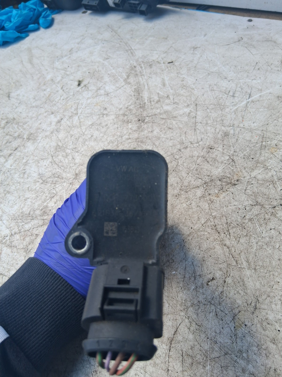2013 VOLKSWAGEN GOLF PENCIL SINGLE IGNITION COIL PACK 04E9051101K