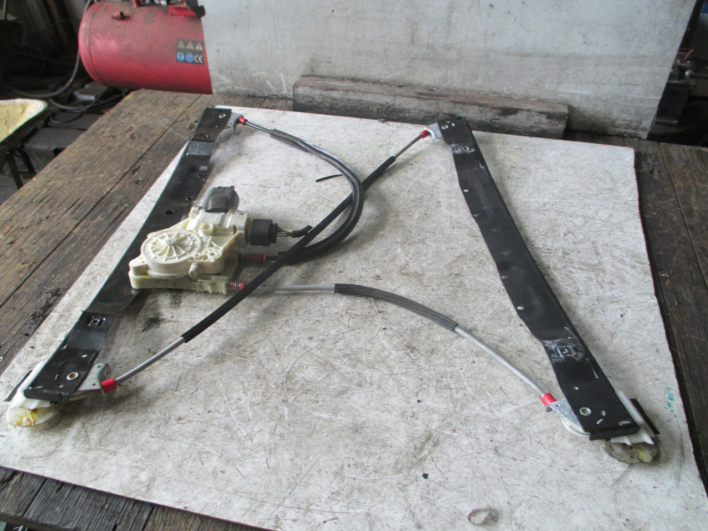 FORD GALAXY 2013 MK3 NSF PASSENGER SIDE FRONT WINDOW MOTOR REGULATOR