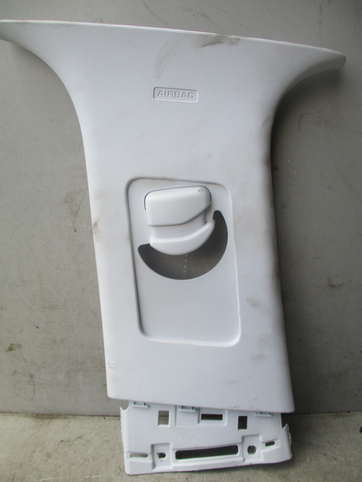 2023 VAUXHALL GRANDLAND UPPER PILLAR TRIM LEFT SIDE YP00030577