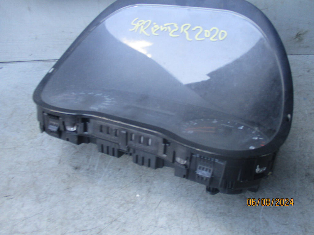 2020 MERCEDES BENZ 2.1 DIESEL SPRINTER SPEEDOMETER CLUSTER A9079002806