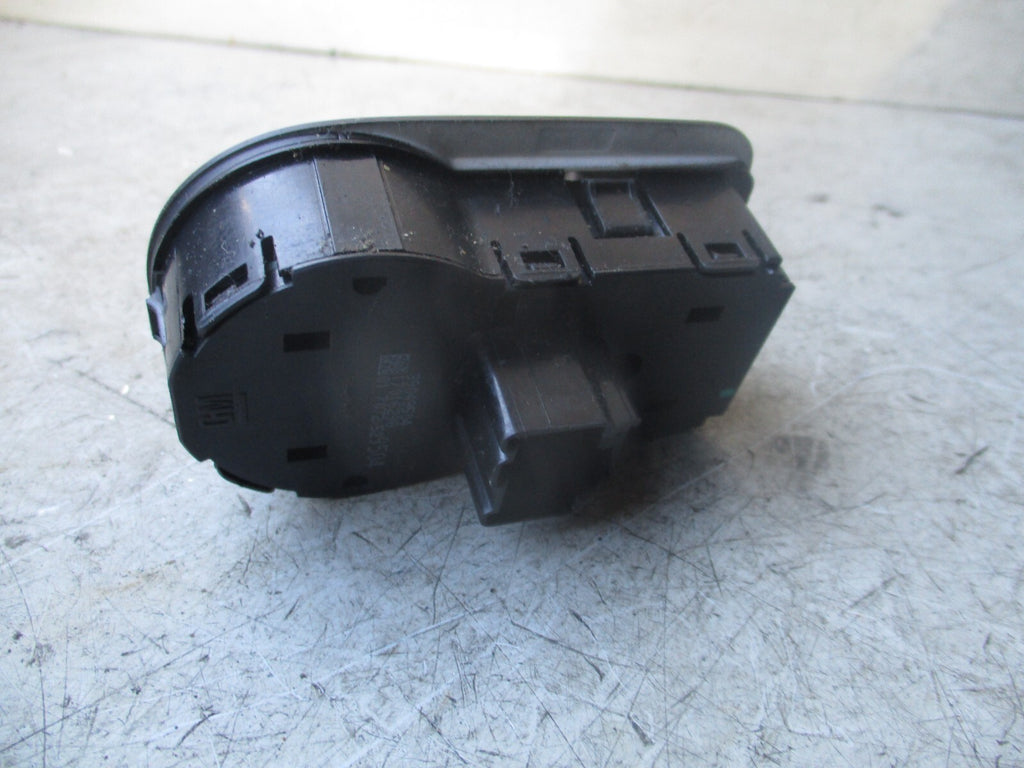 2016 VAUXHALL ZAFIRA C HEADLIGHT CONTROL SWITCH 39049504