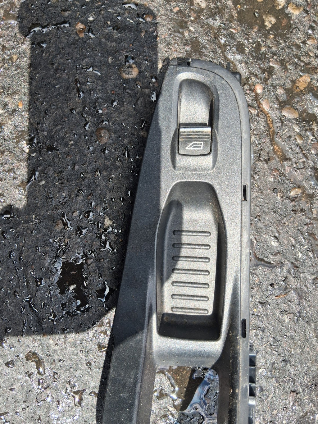 2014 FORD FIESTA MK7 NSF PASSENGER SIDE FRONT WINDOW SWITCH C1BBA240A41AD