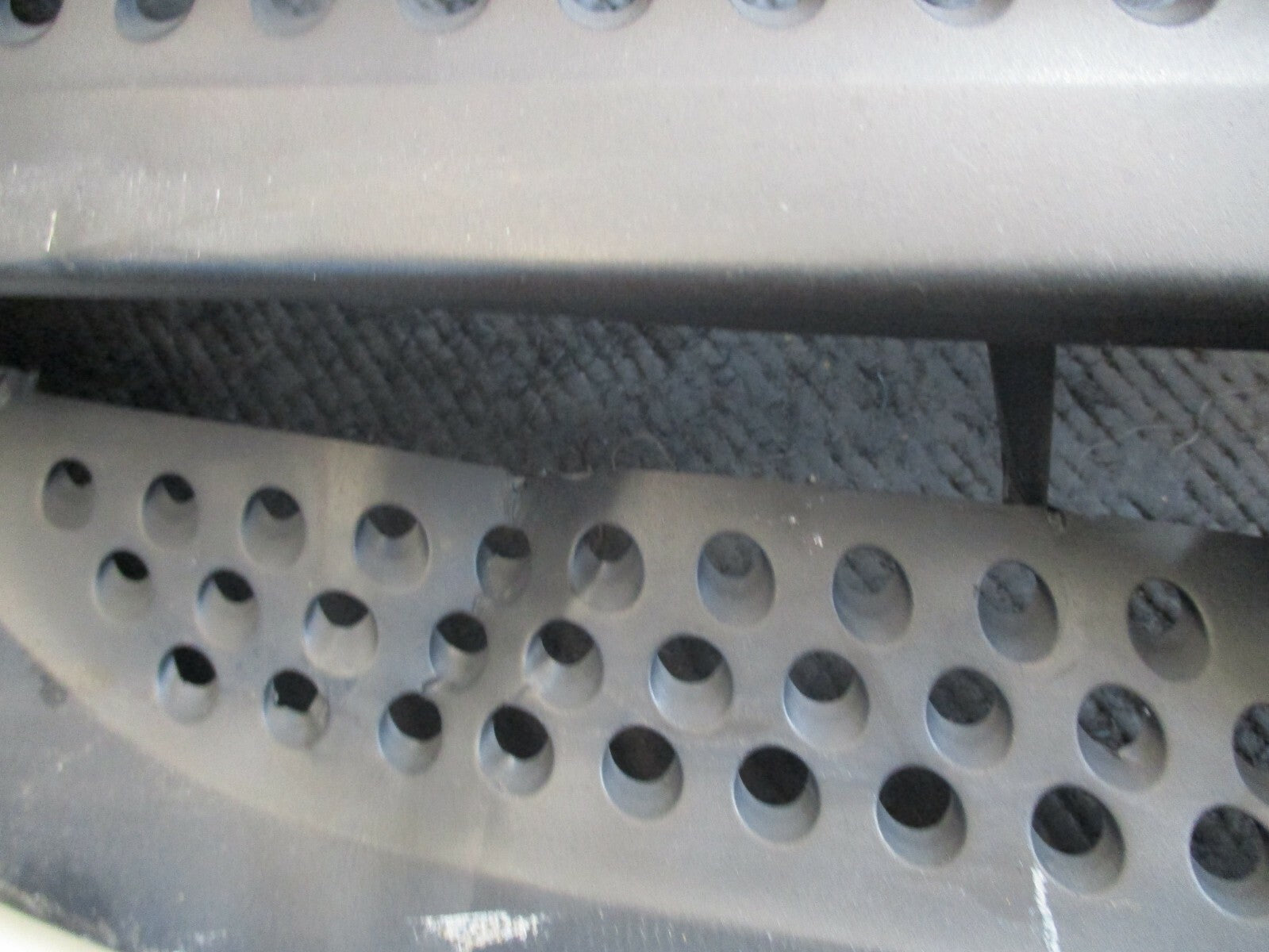 MERCEDES CITAN 2013 FRONT GRILLE WHITE GRILL