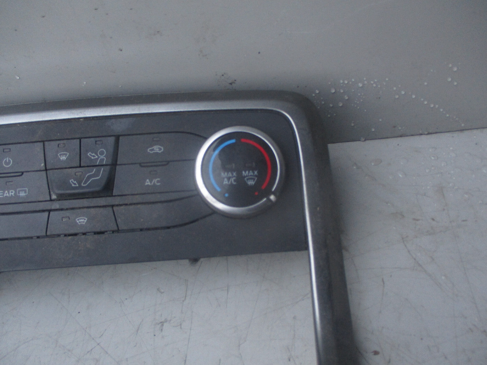 FORD ECOSPORT 2018 HEATER CLIMATE CONTROL UNIT GN1519980BG