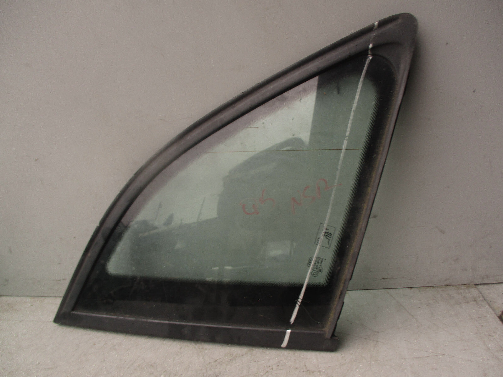 2014 AUDI Q5 NSR PASSENGER REAR LEFT SIDE QUARTER GLASS 8R0845299T