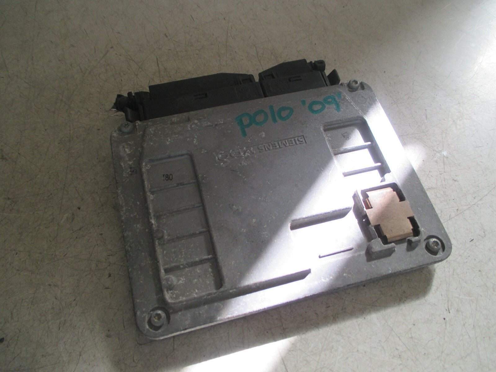 VW VOLKSWAGEN POLO 9N3 2009 ECU ENGINE CONTROL MODULE UNIT 03D906023