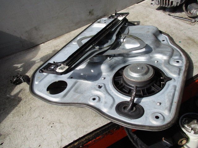 VOLVO V50 PASSENGER SIDE WINDOW REGULATOR MOTOR