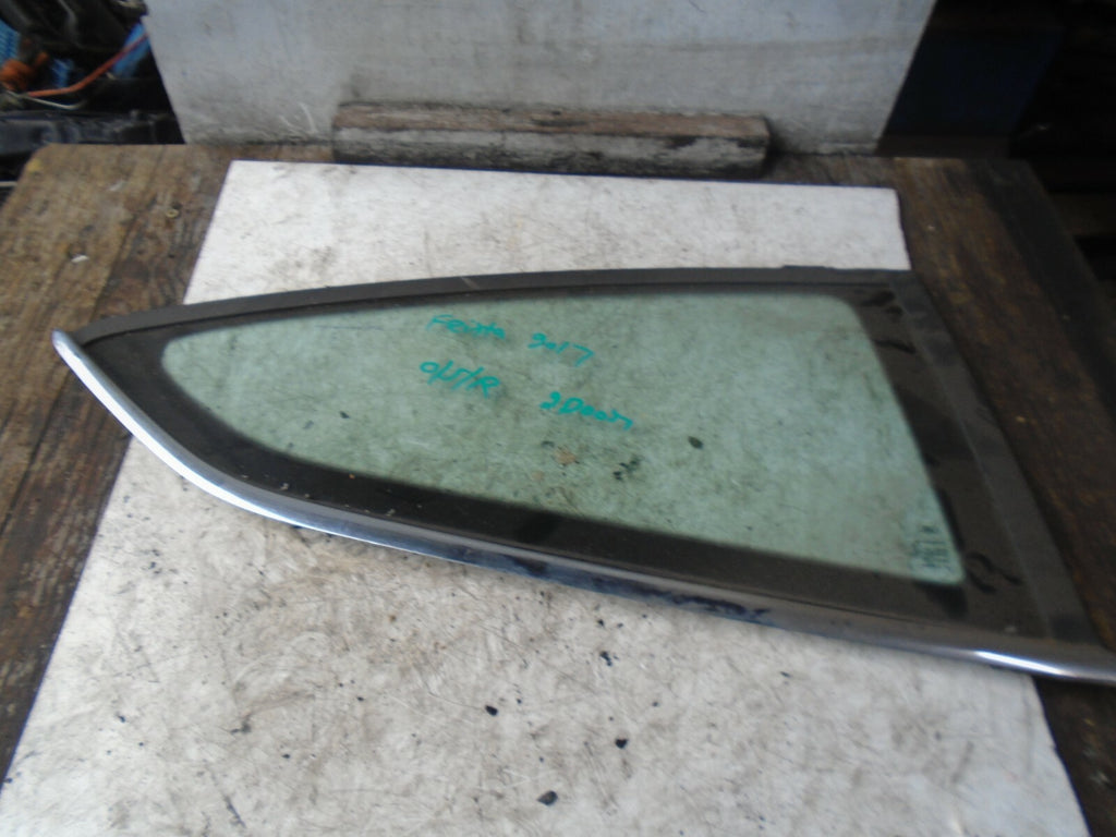 FORD FIESTA 2017 MK7 2 DOOR OSR REAR DRIVER SIDE WINDOW GLASS E643R00048