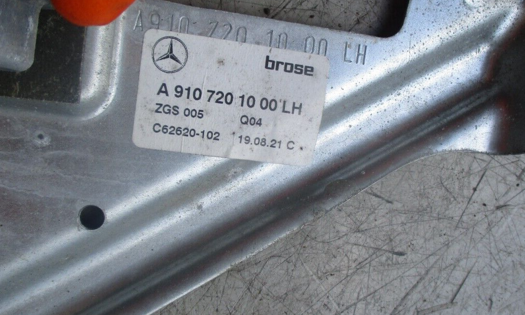 2021 MERCEDES SPRINTER NSF PASSENGER SIDE WINDOW MOTOR & REGULATOR A9107201000