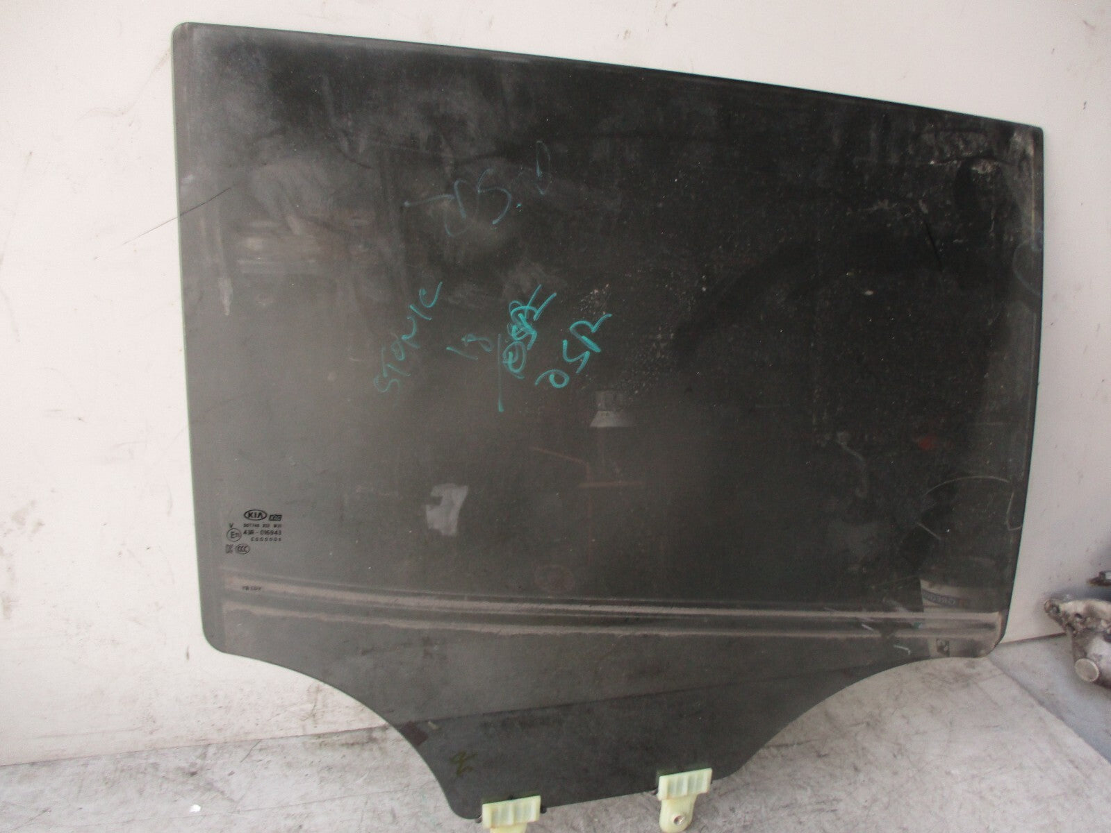 2018 KIA STONIC OSR DRIVER SIDE REAR RIGHT WINDOW DROP DOWN GLASS
