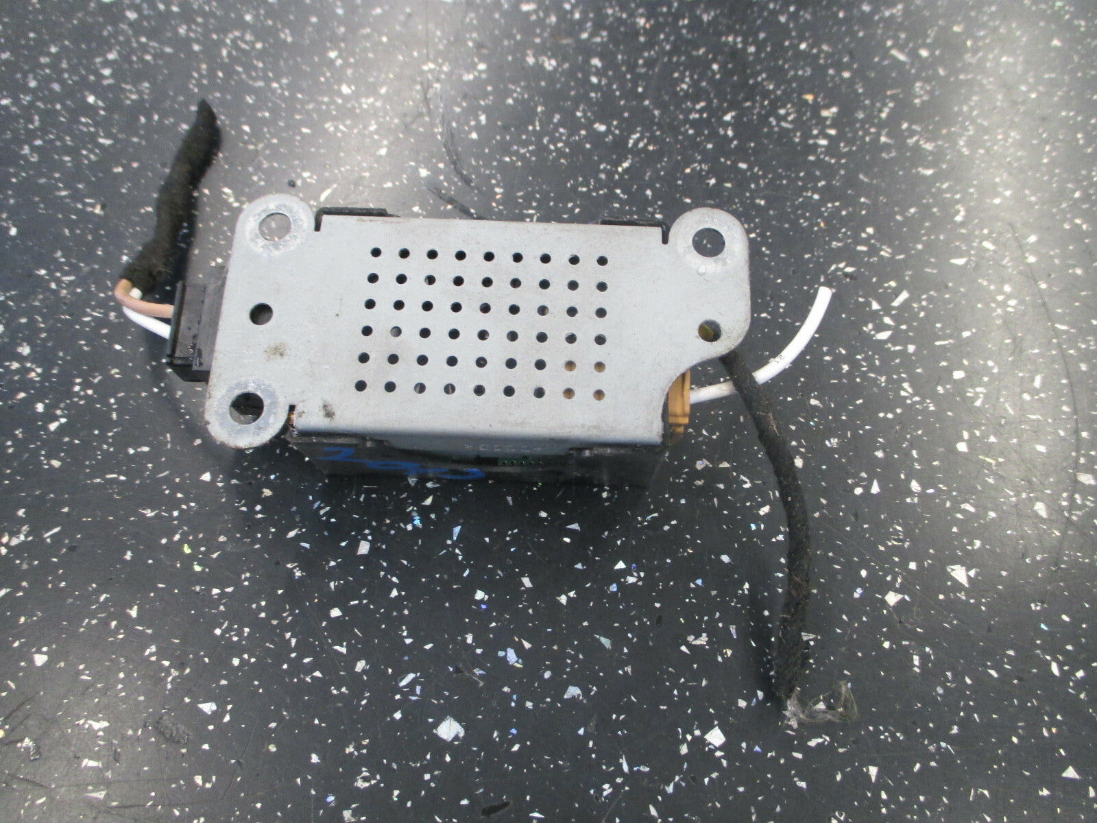VW VOLKSWAGEN GOLF MK6 2012 RADIO AERIAL CONTROL MODULE 5M0035570B