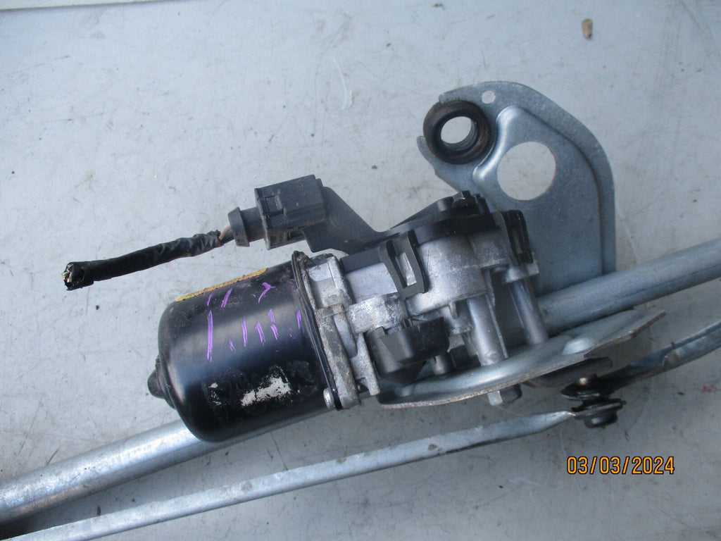 BMW MINI R55 2010 FRONT WINDSCREEN WIPER MOTOR LINKAGES 53555304