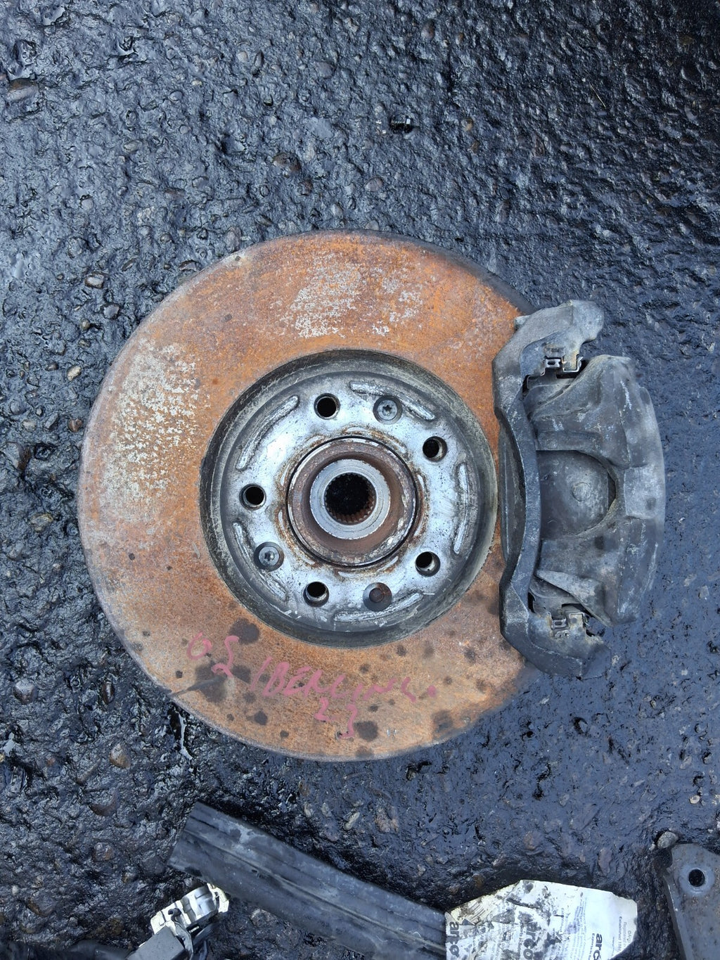 CITROEN BERLINGO PARTNER K9 2023 1.5 DIESEL OSF DRIVER SIDE FRONT WHEEL HUB