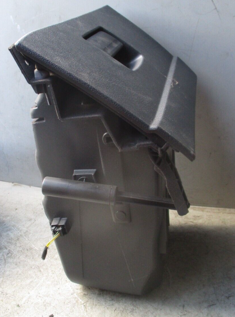 2010 FORD MONDEO NSF PASSENGER FRONT GLOVE BOX STORAGE COMPARTMENT 0654800304