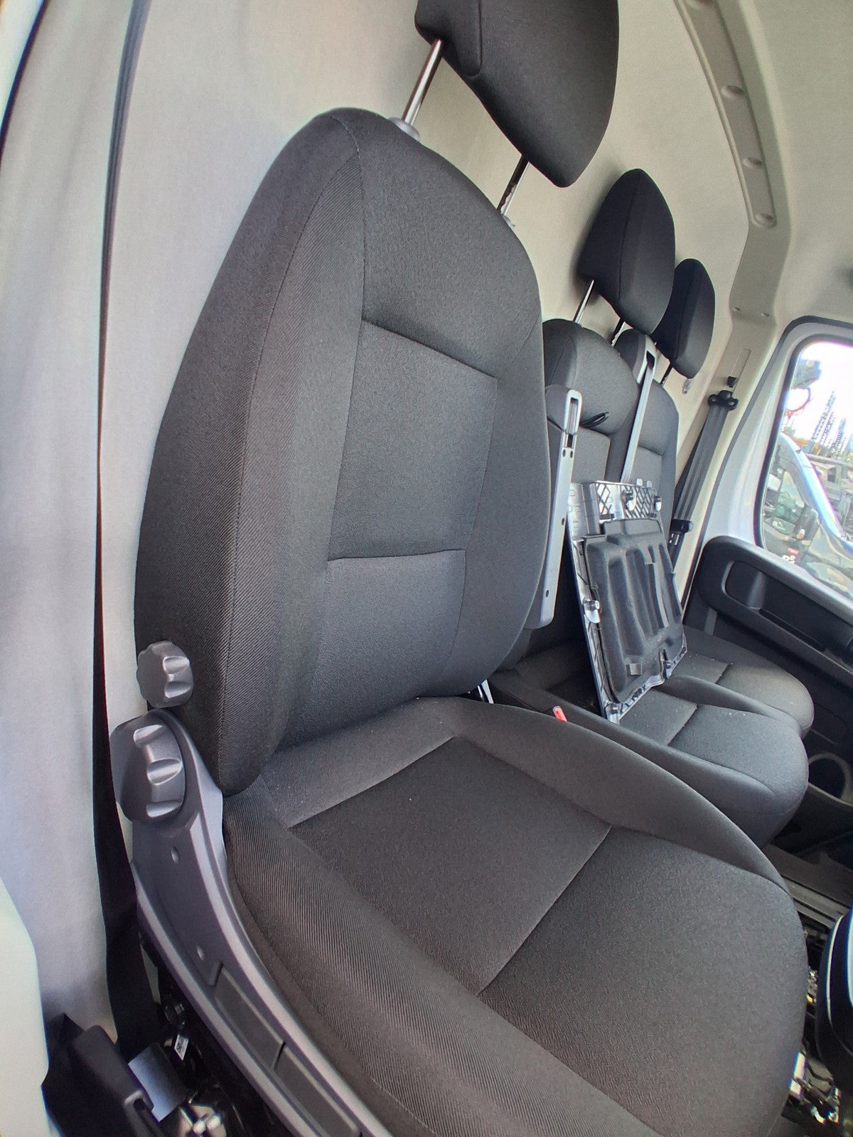 2025  CITROEN RELAY MK3 OSF DRIVER SIDE FRONT COMPLETE SEAT FABRIC