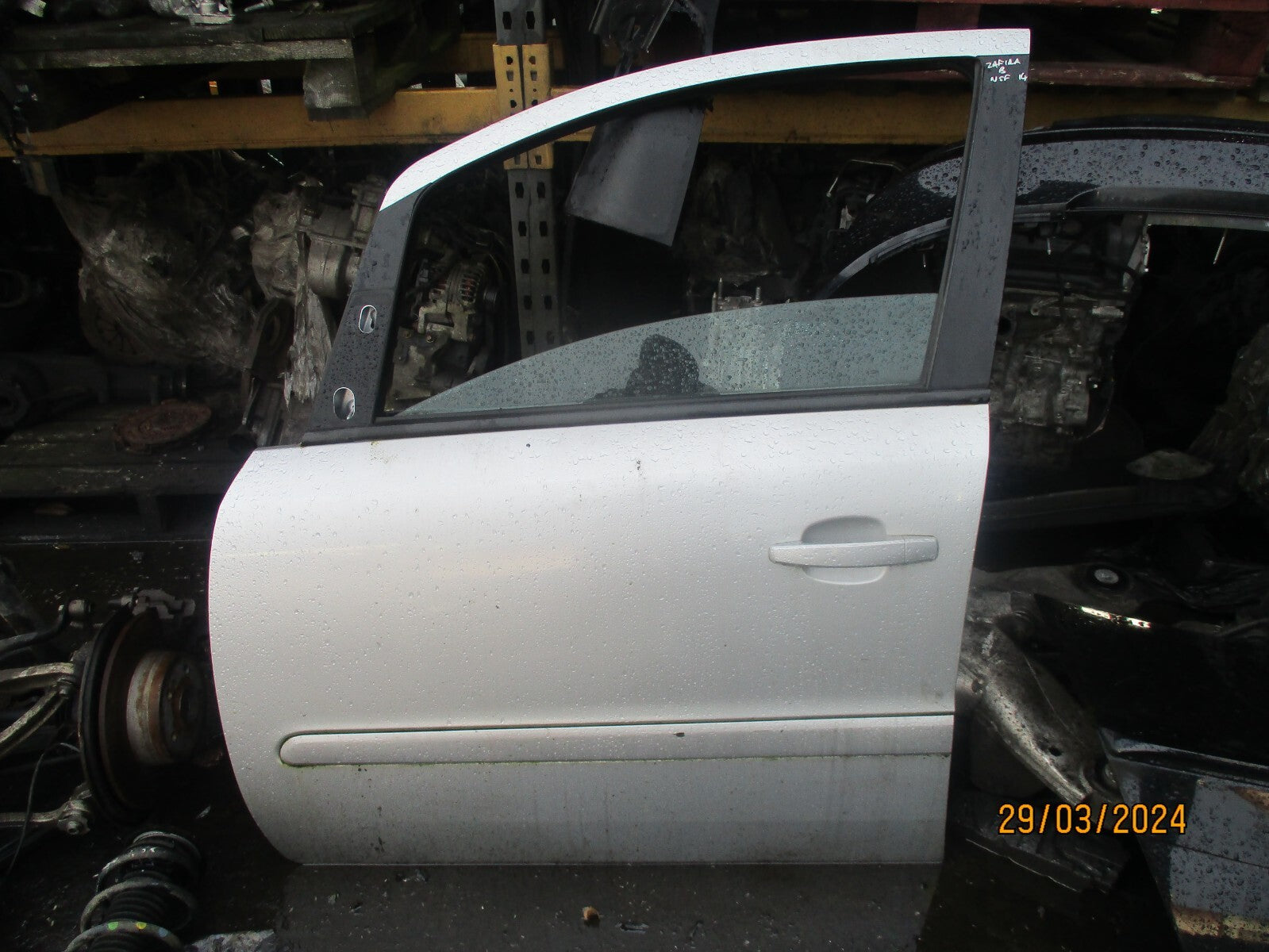 VAUXHALL ZAFIRA B 2014 NSF PASSENGER SIDE FRONT COMPLETE DOOR SILVER