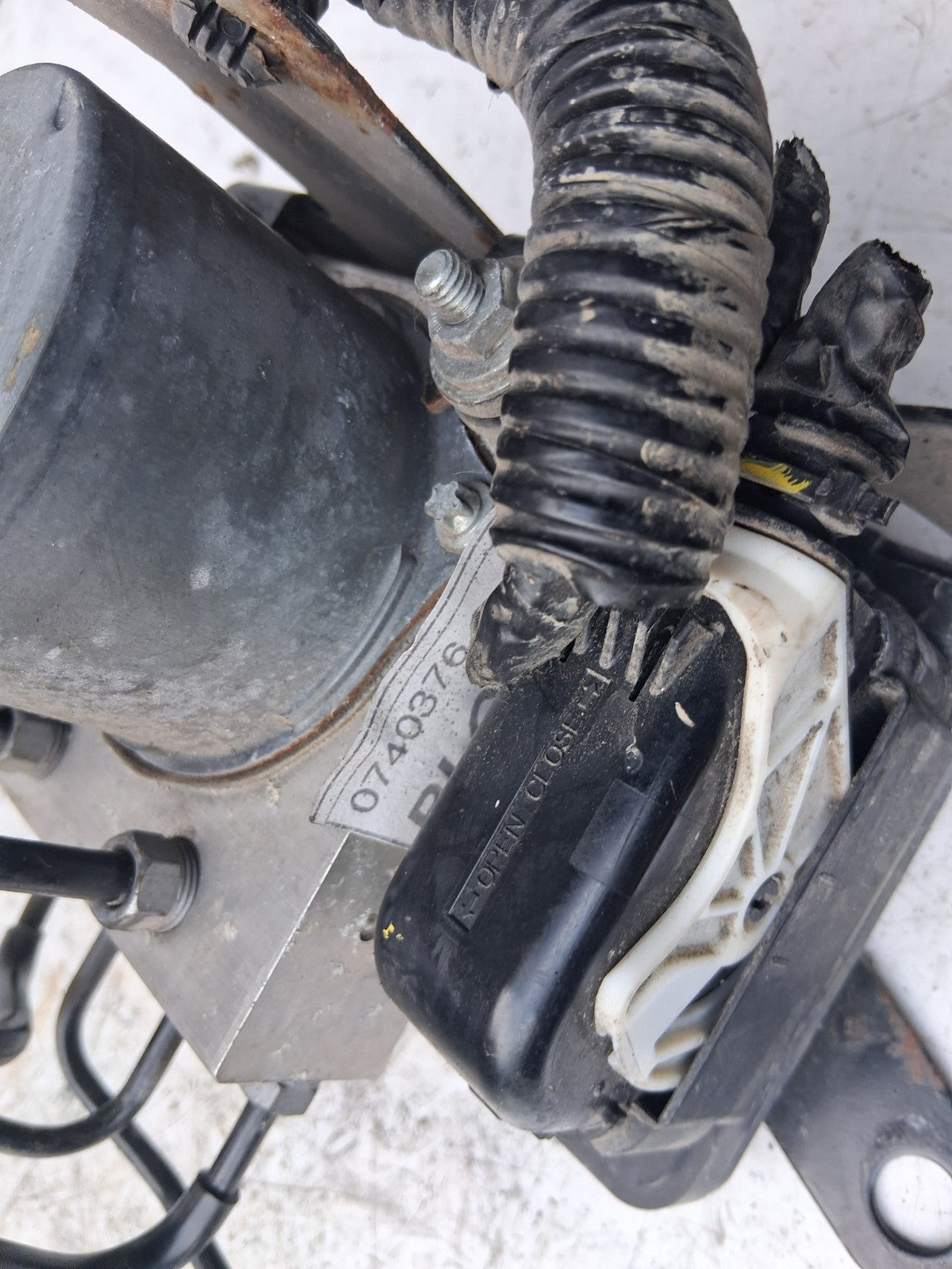 2020 RENAULT KANGOO MK2 1.5 DIESEL ABS PUMP CONTROL MODULE UNIT 476601406R