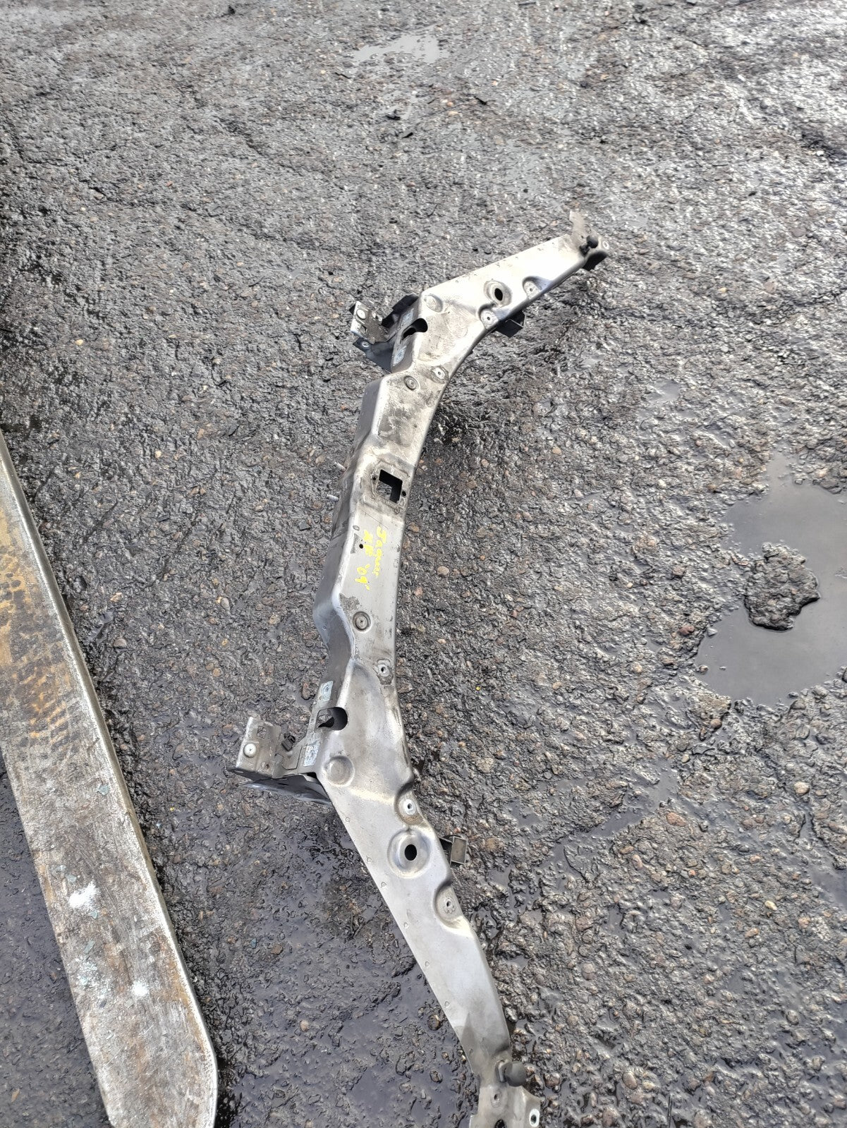 2009 JAGUAR XF X250 FRONT SLAM PANEL TOP BONNET LOCK RADIATOR SUPPORT BAR