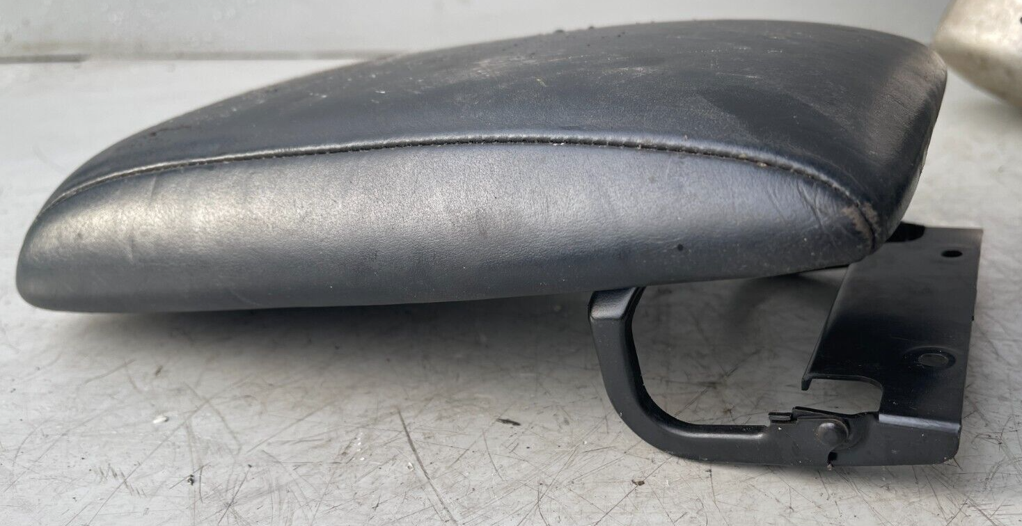 1992 FORD GRANADA LEATHER ARM REST