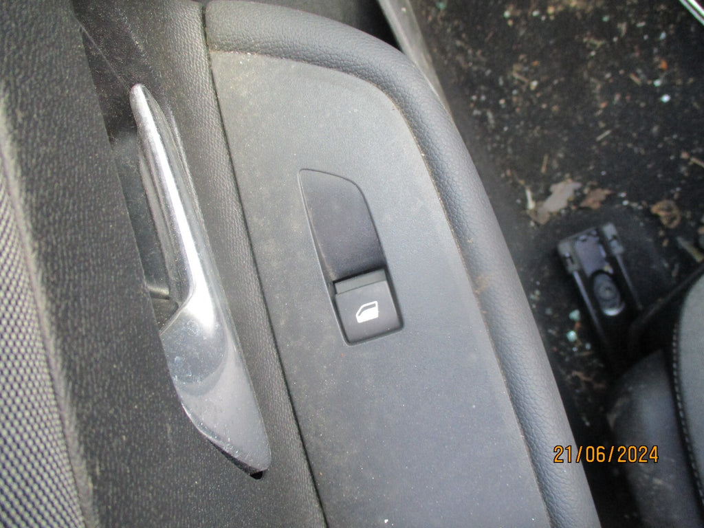VAUXHALL MOKKA B MK2 2022 NSF PASSENGER SIDE FRONT WINDOW SWITCH