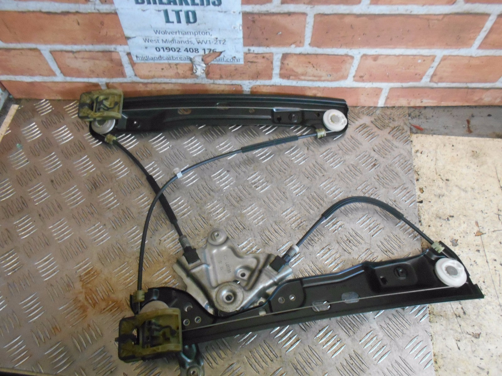 VAUXHALL INSIGNIA 2014 HATCHBACK NSF PASSENGER SIDE FRONT WINDOW REGULATOR