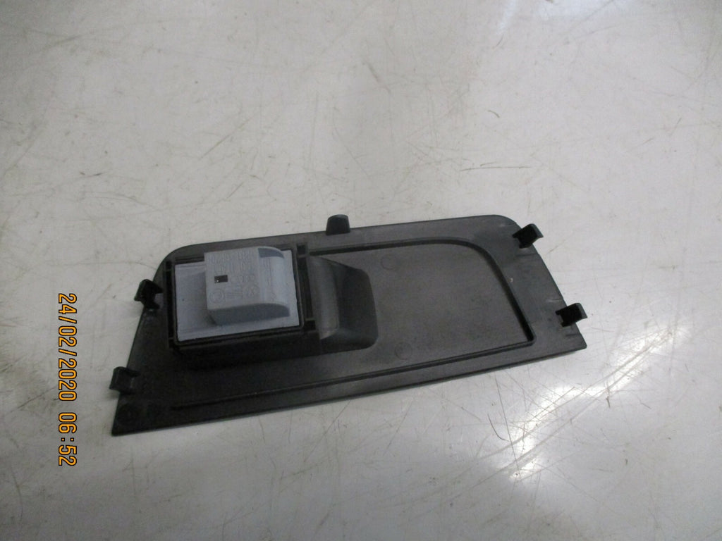 AUDI A1 MK1 8X 2017 NS PASSENGER SIDE WINDOW CONTROL SWITCH 8X2959521 4H0959855A