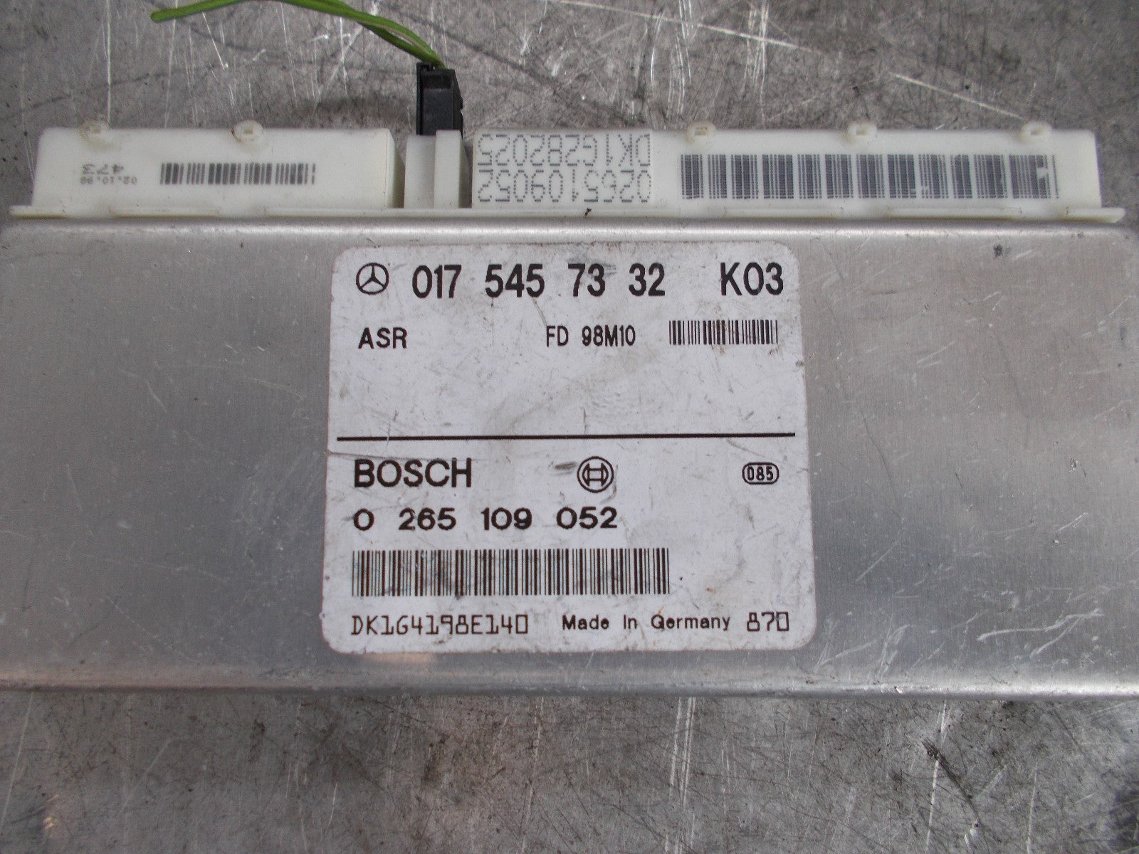 MERCEDES BENZ E CLASS W210 ASR CONTROL MODULE UNIT 0175457372