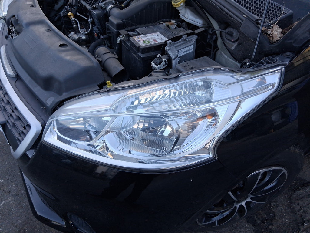 2014 PEUGEOT 208 NSF PASSENGER SIDE FRONT LEFT HEADLIGHT 9802221980