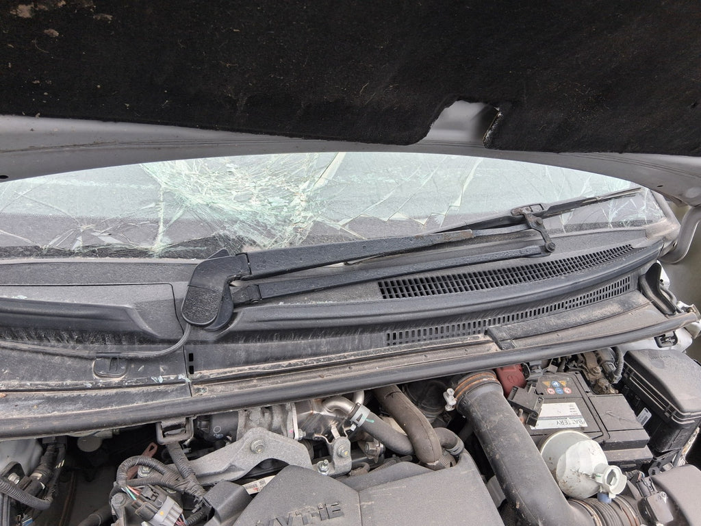 TOYOTA YARIS MK3 2019 FRONT WINDSCREEN WIPER MOTOR LINKAGES