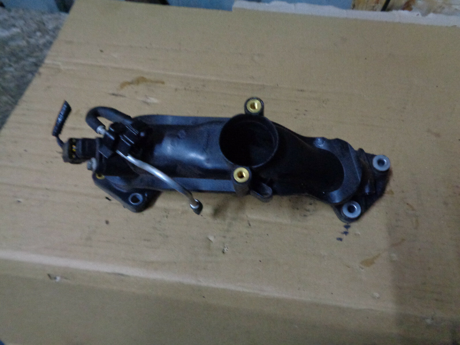 TRANSIT COURIER 2017 PLASTIC THROTTLE BODY AIR INTAKE HOSE PIPE ONLY 9685282480