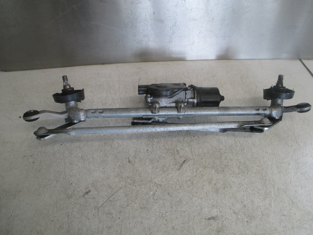 NISSAN QASHQAI J11 2017 MK2 FRONT WINDSCREEN WIPER MOTOR MECHNAISM