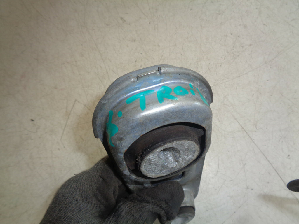2019 NISSAN X TRAIL T32 MK3 1.7 DIESEL LOWER ENGINE MOUNT 113604EA0A