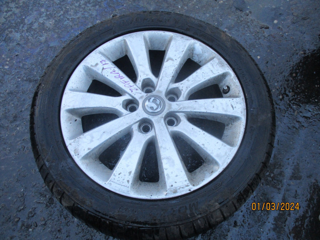 VAUXHALL ZAFIRA C 2017 17 INCH ALLOY WHEEL WITH TYRE 225/50R17