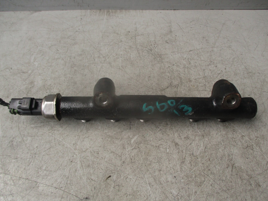 2013 VOLVO S60 MK2 1.6 DIESEL FUEL INJECTOR RAIL 9685297580