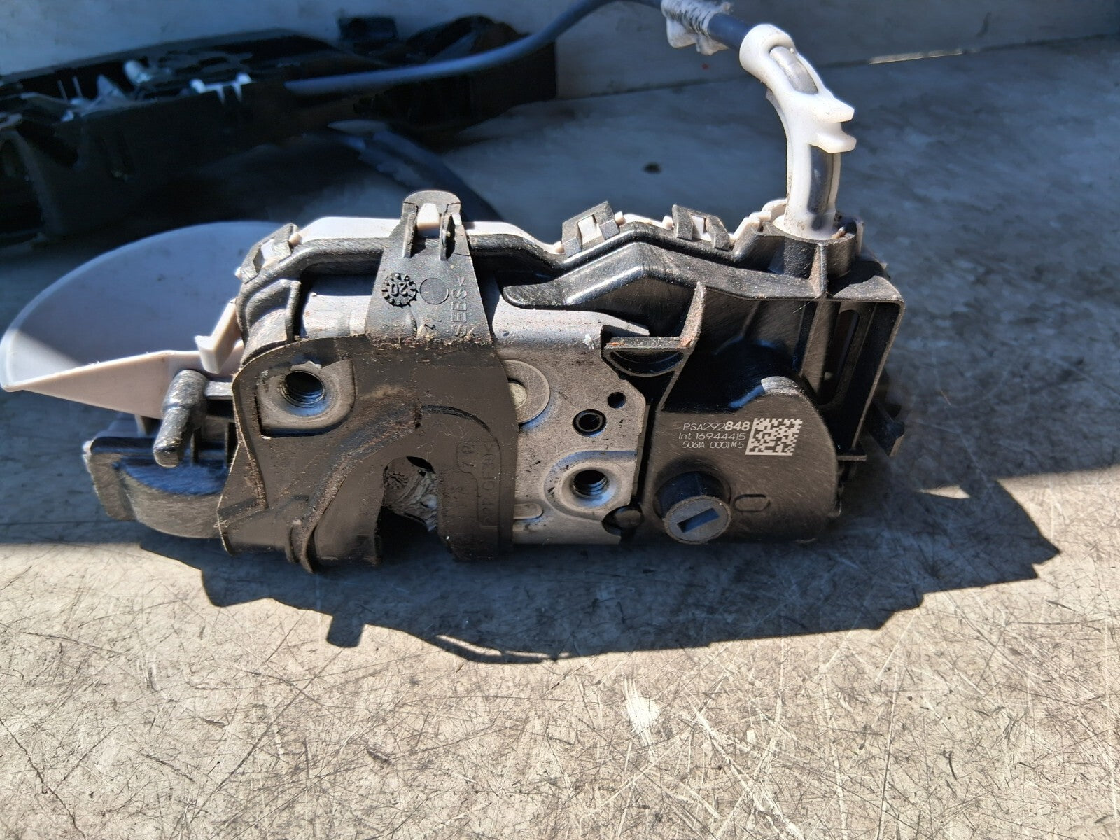 VAUXHALL CORSA F 2021 OSF DRIVER SIDE FRONT RIGHT DOOR LOCK MECHANISM 292848