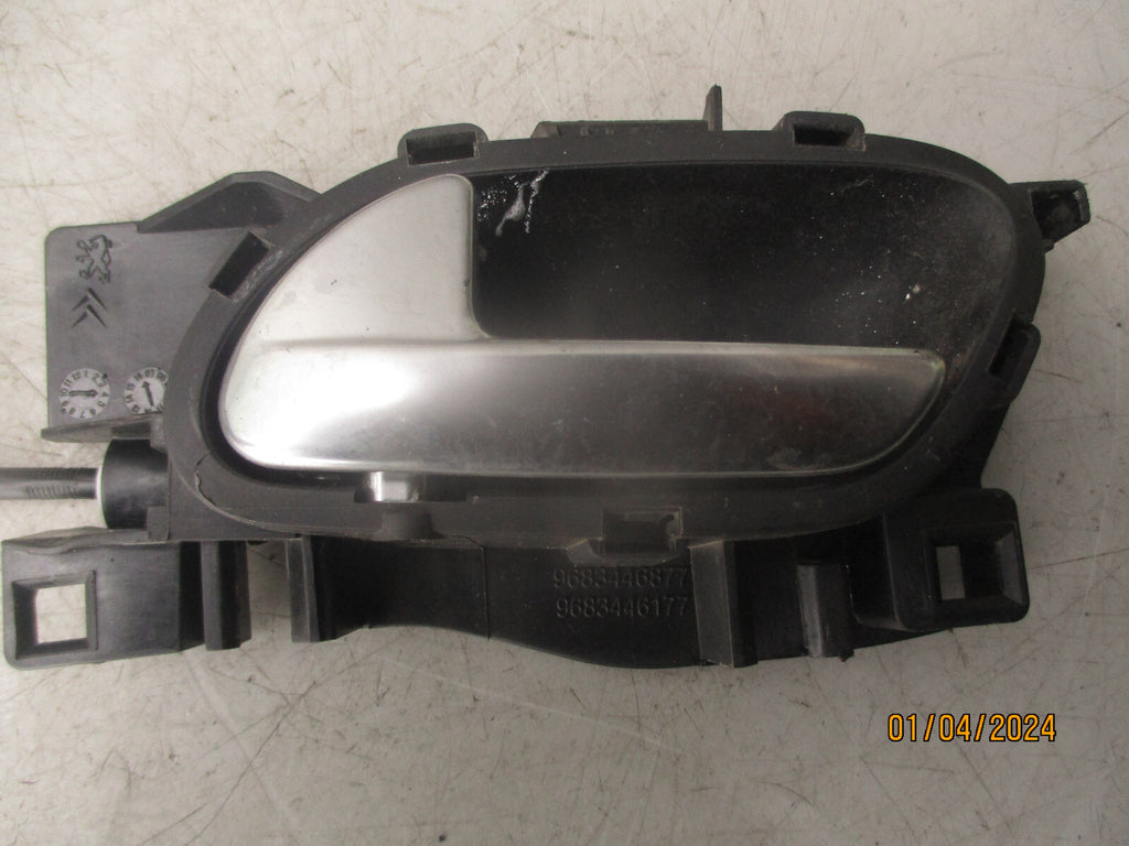 2016 CITROEN DS3 NSF PASSENGER FRONT LEFT SIDE DOOR LOCK