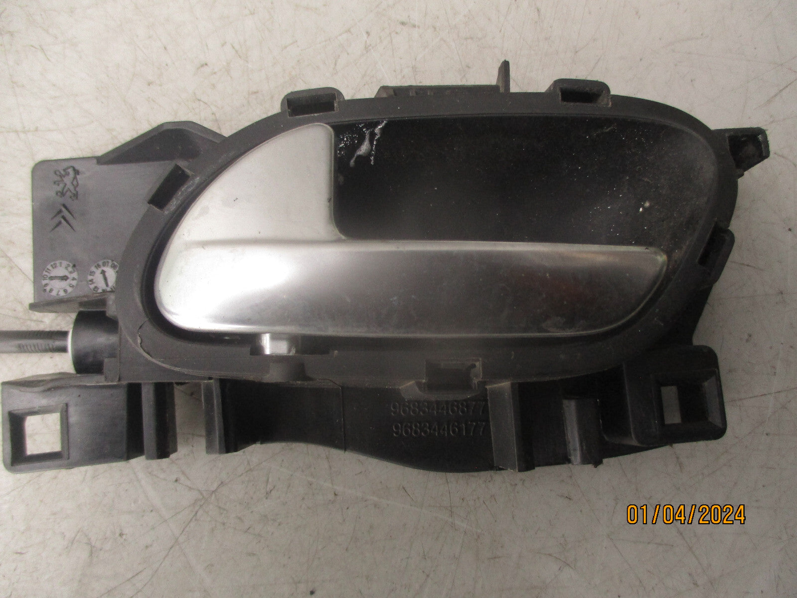 2016 CITROEN DS3 NSF PASSENGER FRONT LEFT SIDE DOOR LOCK