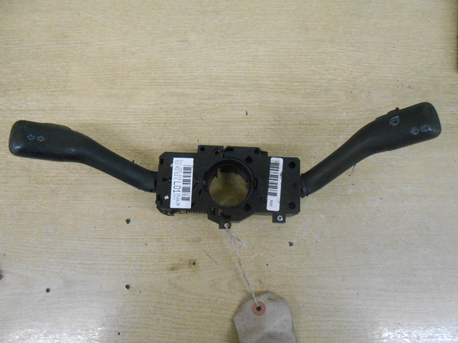 VW VOLKSWAGEN GOLF 1J (MK4) WINDSCREEN WIPER & INDICATOR STALKS 8L0953513G