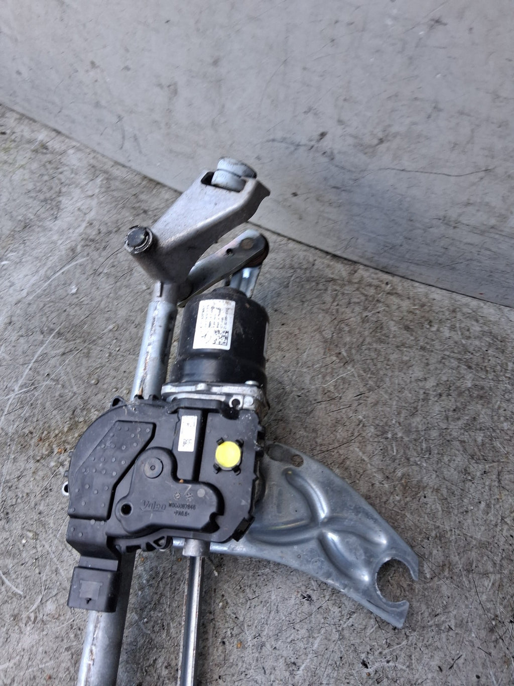 2021 MERCEDES A CLASS V177 FRONT WIPER MOTOR & LINKAGE A1778205001
