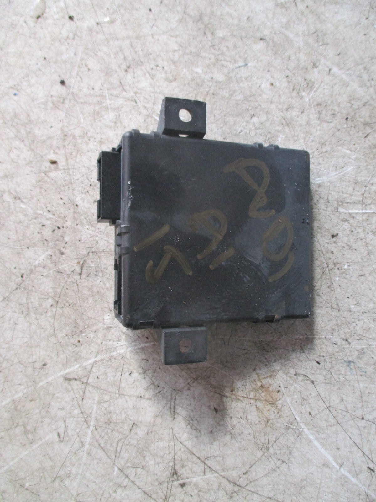 AUDI A1 8X 2015 GATEWAY CONTROL MODULE 8U0907468AC