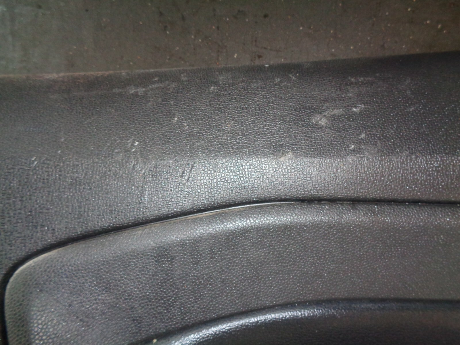 FORD ECOSPORT 2019 5 DOOR HATCHBACK NSF PASSENGER FRONT DR DOOR CARD DAMAGED