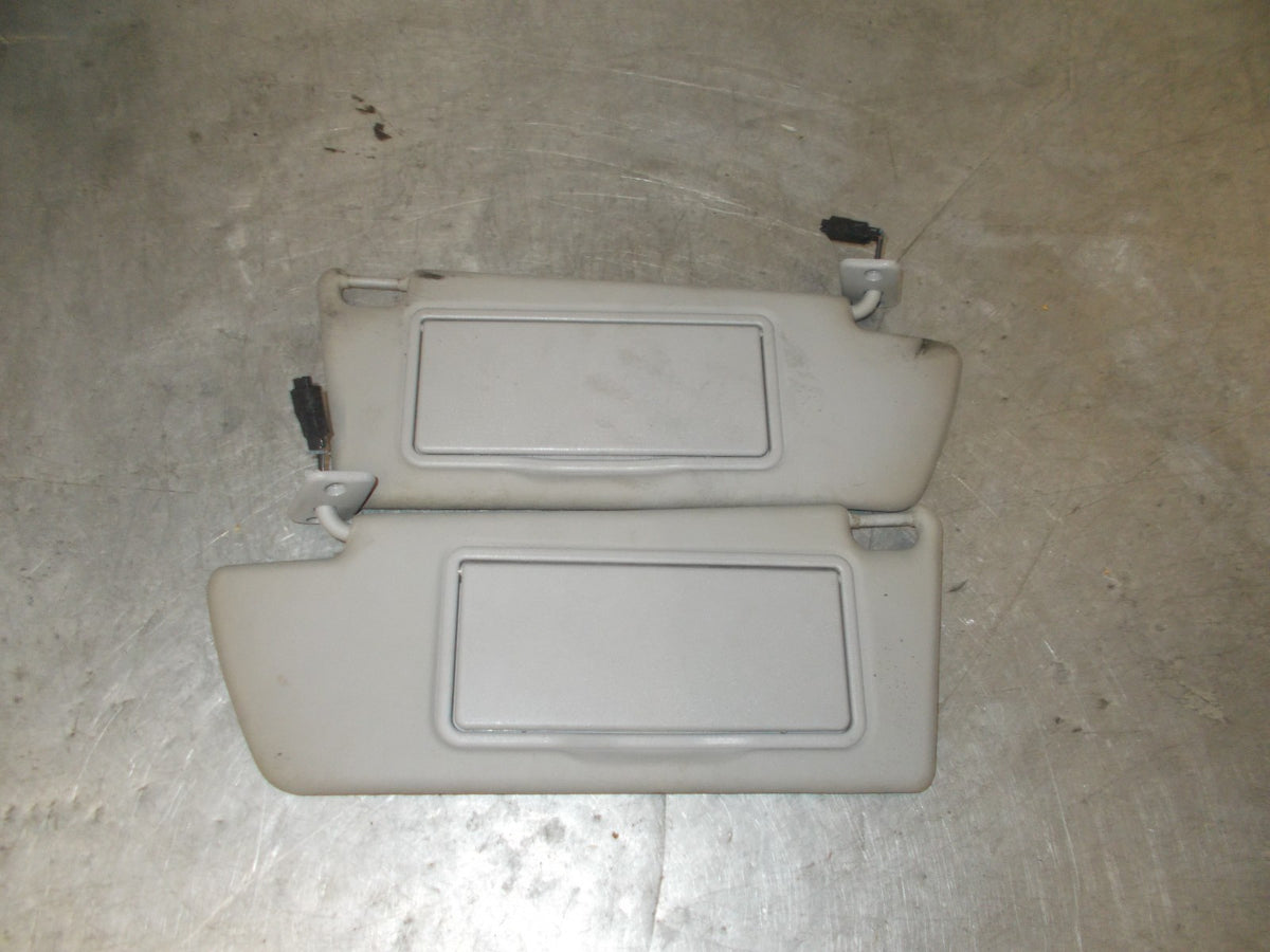 VAUXHALL ZAFIRA B 2009 DRIVER & PASSENGER SIDE SUN VISORS 13281678/77