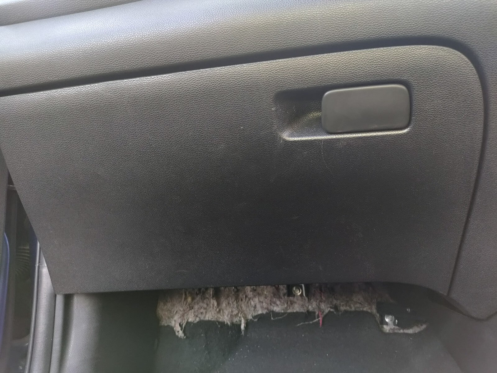 2019 HYUNDAI I20 MK2 FACELIFT GLOVE BOX  FRONT STORAGE COMPARTMENT
