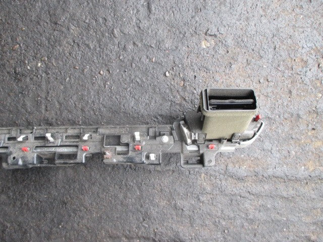 2019 MAZDA 6 MK3 DASHBOARD LEFT & CENTER AIR VENTS WITH EMERGENCY SWITCH TRIM