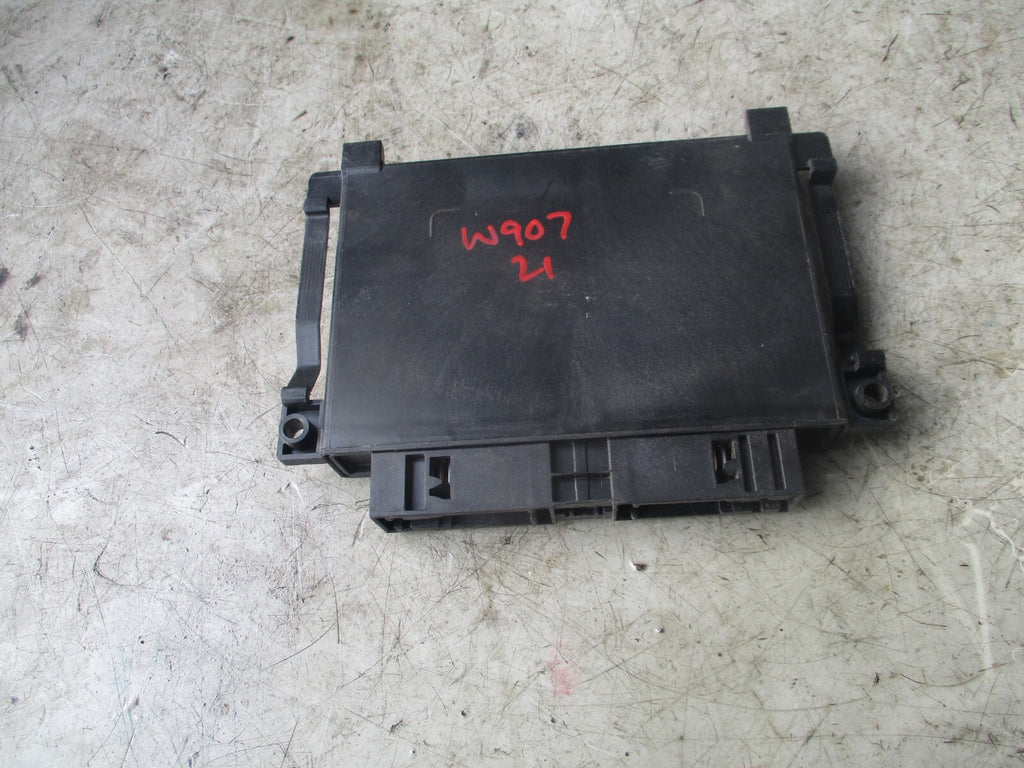 2021 MERCEDES SPRINTER W907 ECU CONTROL MODULE UNIT A2139008430