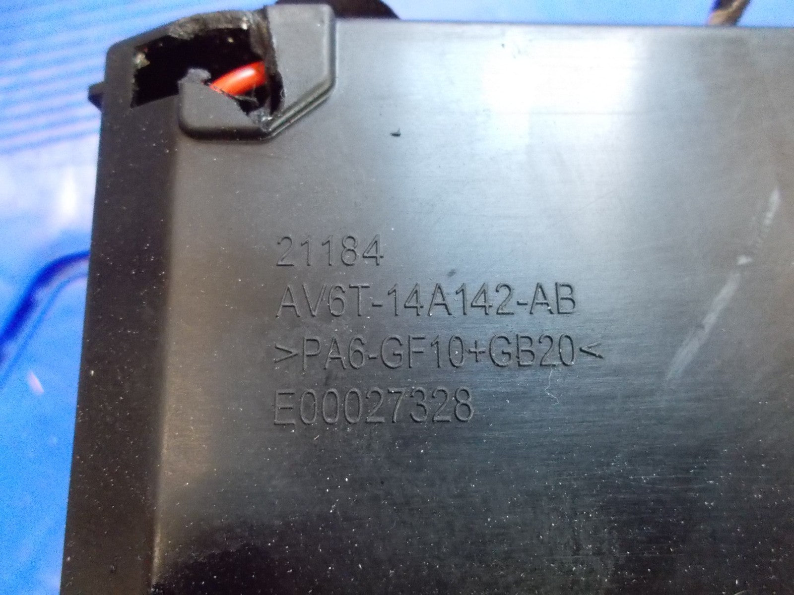 2016 VOLVO V40 1.6 DIESEL FUSE BOX AV6T14A067AD