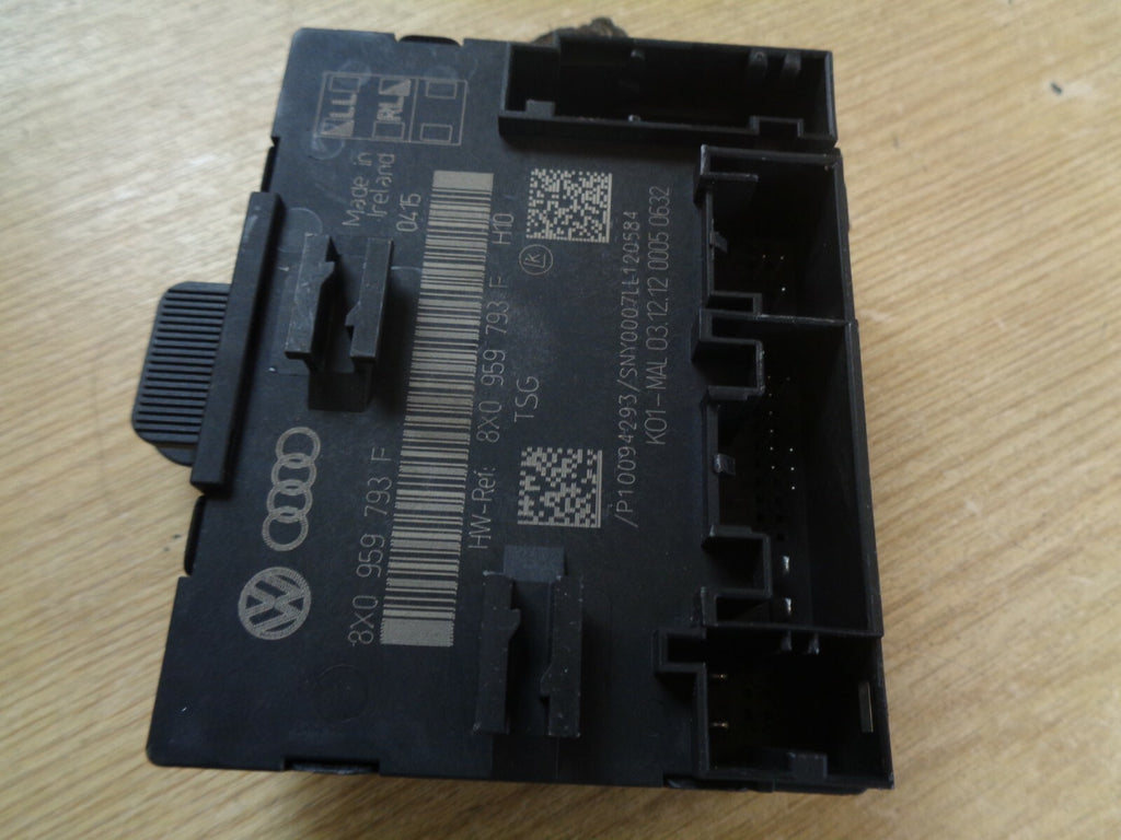 AUDI A1 2015 MK1 8X FRONT OSF DRIVER SIDE DOOR CONTROL MODULE 8X0959793F